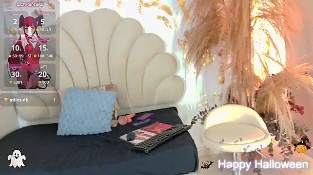 venusdemonaco live cam on StripChat