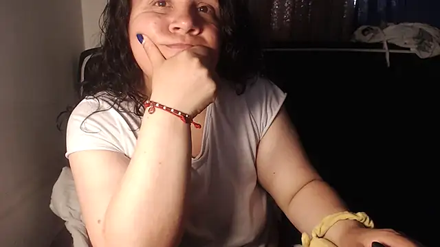 agathamiller01 live cam on StripChat