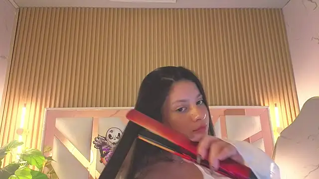 RaeDoll_t