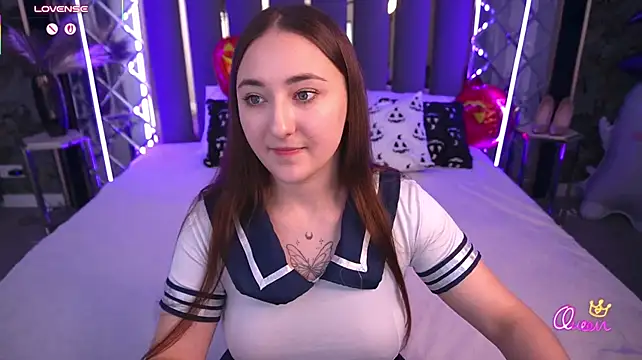 Show in live webcam con SashaDuvalle - Giocattoli Lovense interattivi disponibili