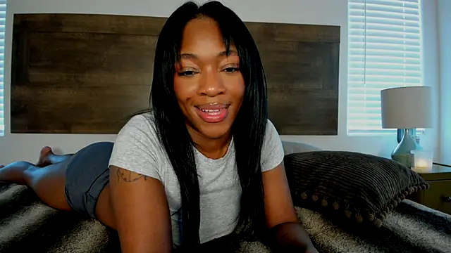 nicolesolace live cam on StripChat