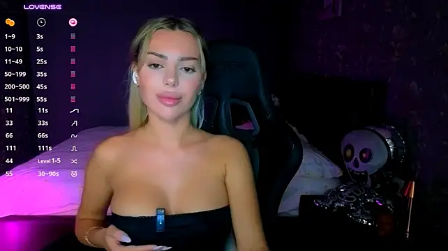 Ayla__Demir