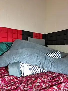 ShantelSexyYoungMilfie