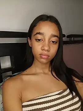Zoe_Sweett18