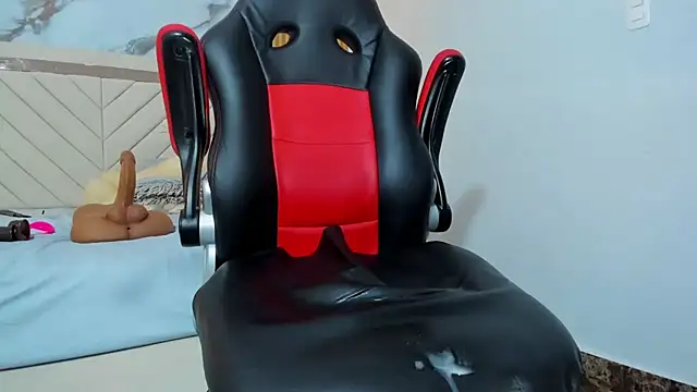 KAROLLJONES1