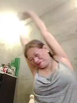 merr_ann123 live cam on StripChat