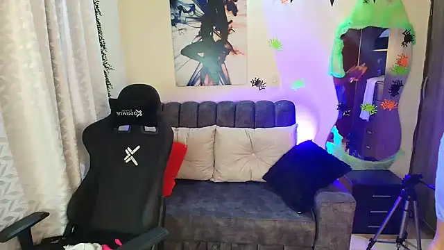 LUCYMILF_SEXY
