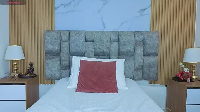 luna__velvet_