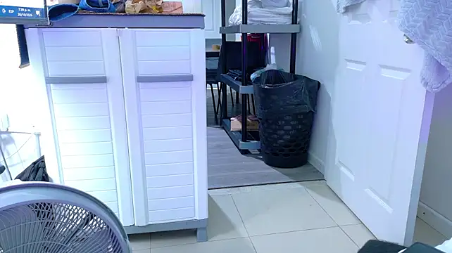 Luna_Naughty1