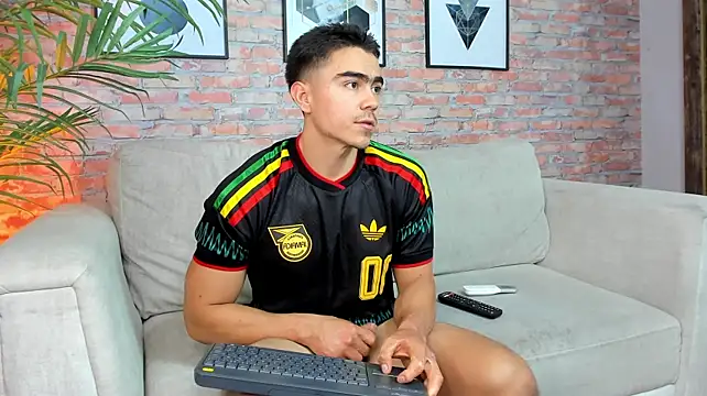 Mateo_Strong1