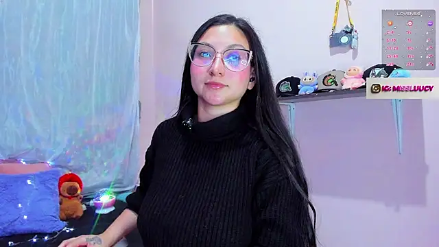 lucy_neil