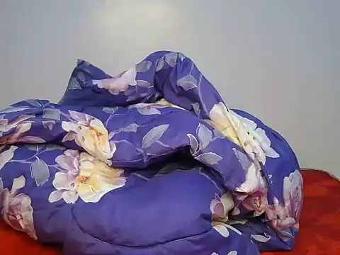 Baddieludes webcam