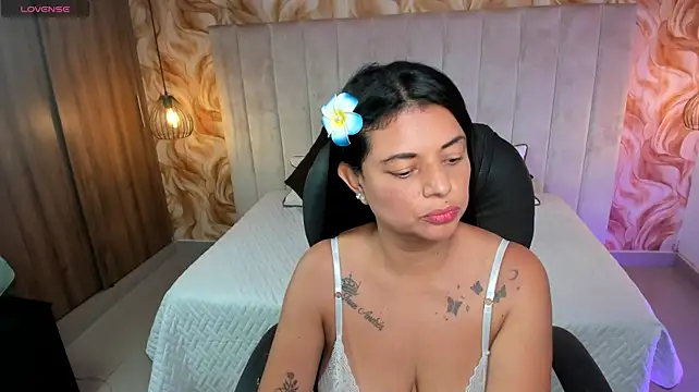 ChloeSmith_x