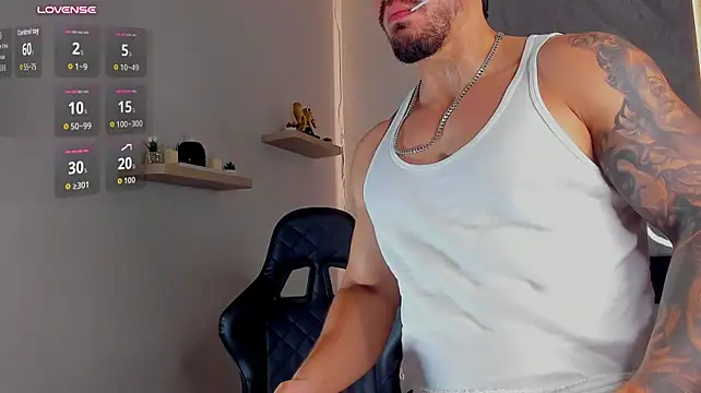 Brad_Summer live cam on StripChat