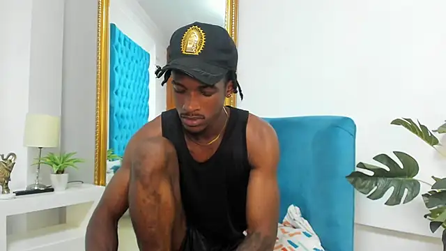 Charliedamn live sex cam