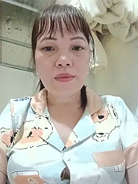 Sana-vn live cam on StripChat
