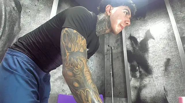 Gury_tattoo