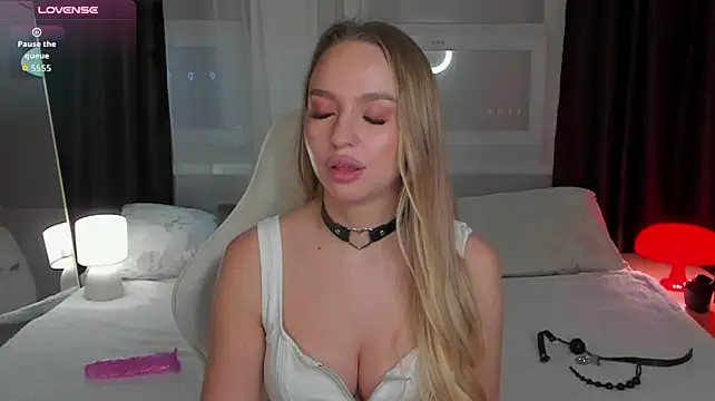 zabavva (F young) - PLAY WITH A PUSSY IN PANTIES