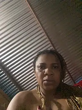 Morenita82 live cam on StripChat