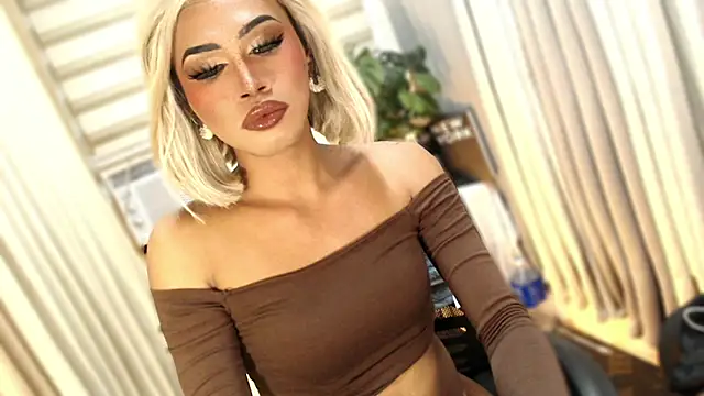 Winnie_Harllow