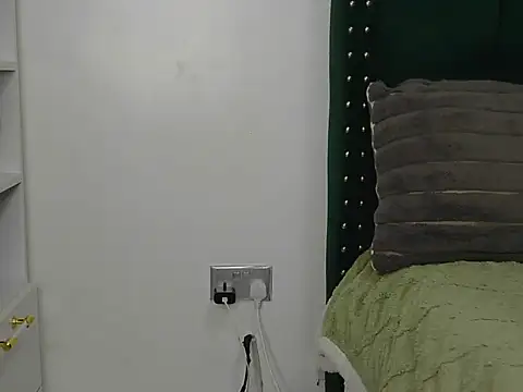 PrincesJey live cam on StripChat