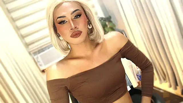 Winnie_Harllow