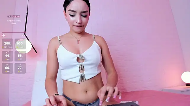Whiney_Luxe