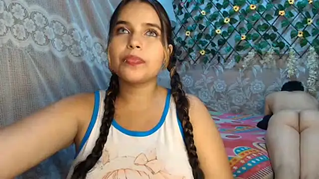 leandro49112 live cam on StripChat