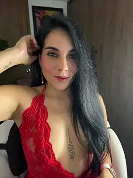 Miaswwe live cam on StripChat