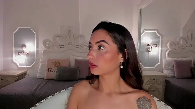 hade_miller live cam on StripChat