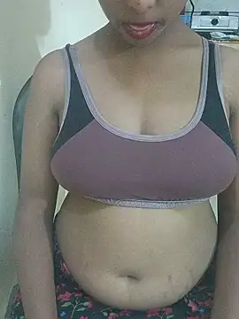 Your_Alinaa webcam Stripchat model stream image