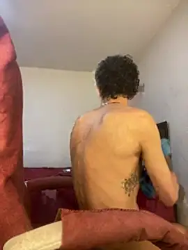 Edward_Milleer live cam on StripChat