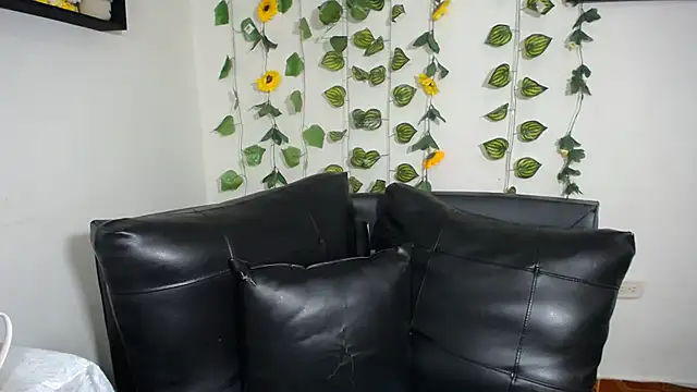 OLIVIAMISSY_02
