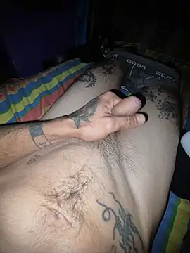 Attachant34 live cam on StripChat