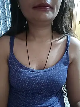 Vaani_Actress live cam on StripChat