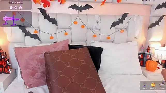 Arianna_Davis