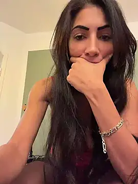 YasmineRiva