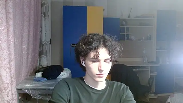 richard_kaupo live cam on StripChat