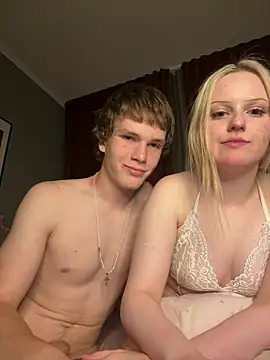 SensualTeenCouple