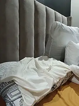 Ms__JOJO webcam