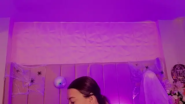 MollyBigBoobs12