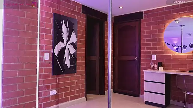 mandi4pole_ (F young) - Naked + sexy dance