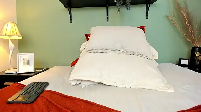 MilaBenett