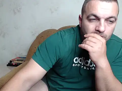 MasterTaylor webcam