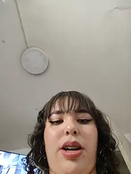 DaphneVelvet live cam on StripChat
