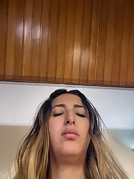 Luke_and_Liah live cam on StripChat