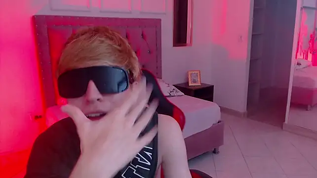 prince_philipe live cam on StripChat
