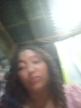 BebesitaYuliza live cam on StripChat