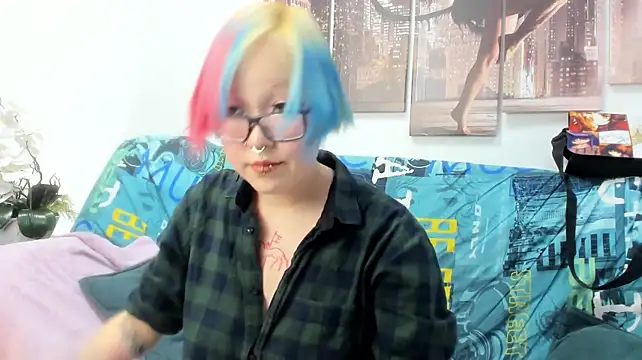 Cute__Kiko live cam on StripChat