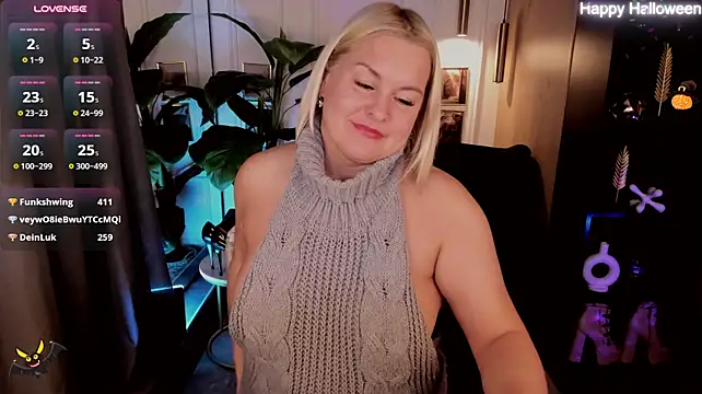YolandaKiss live cam on StripChat
